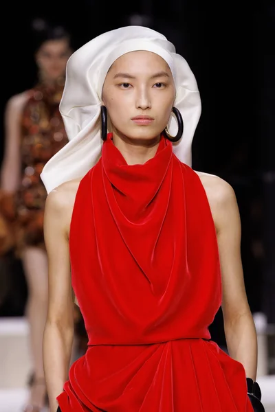 Look 61